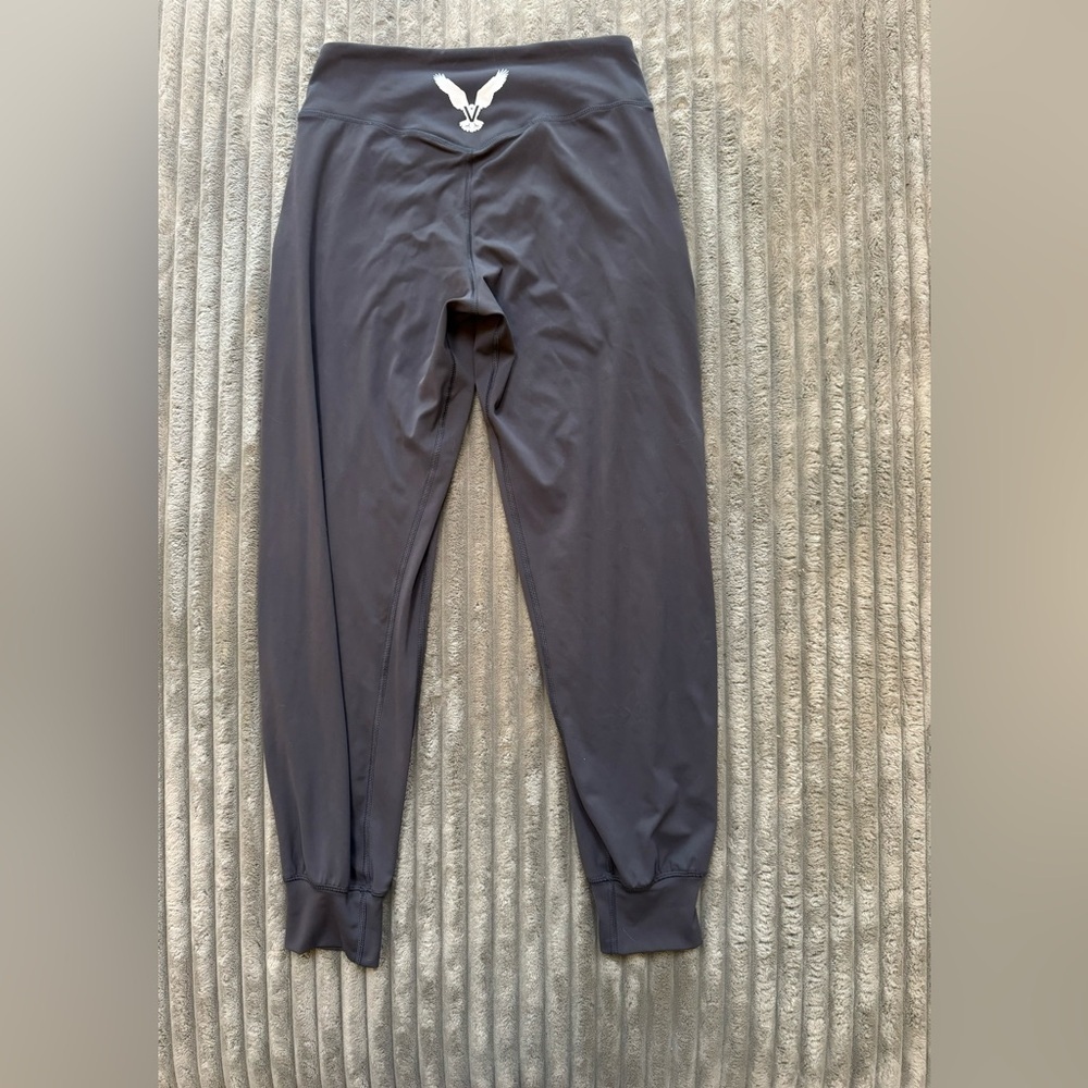Raven pants - Picture 3 of 3